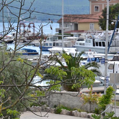 Apartments Porat Tivat Exterior photo
