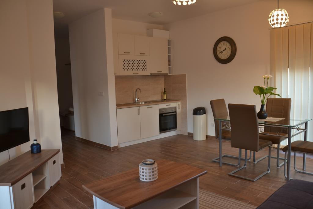 Apartments Porat Tivat Exterior photo