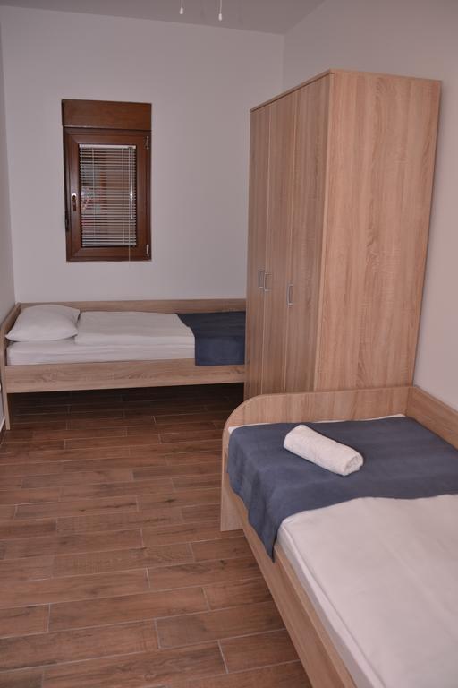 Apartments Porat Tivat Exterior photo