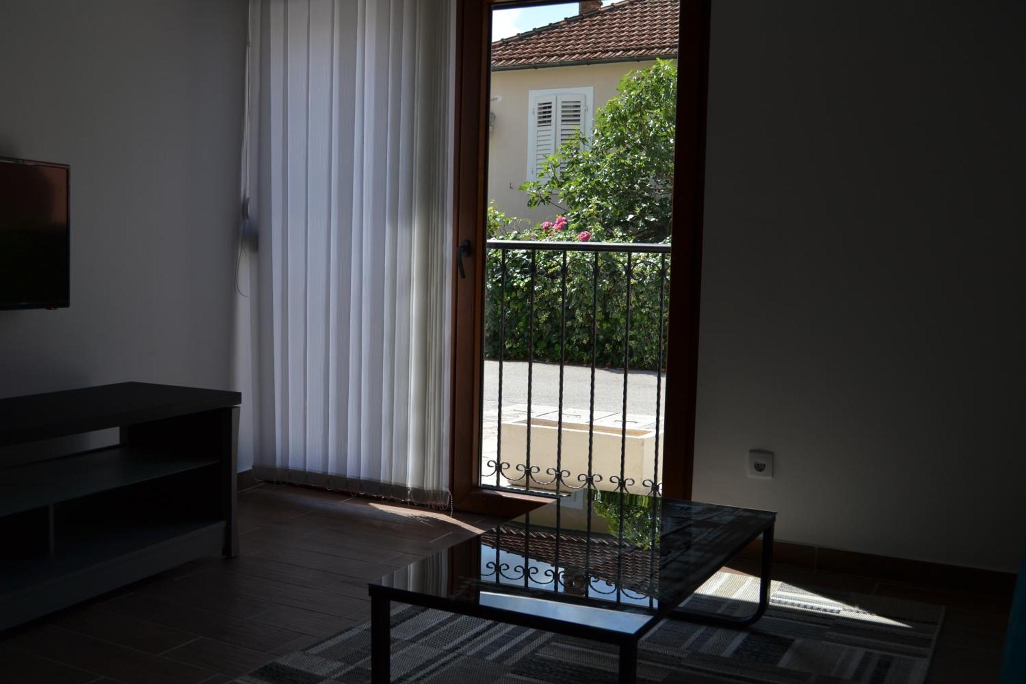 Apartments Porat Tivat Exterior photo