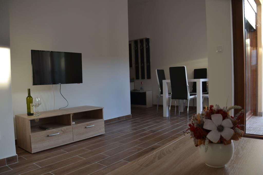 Apartments Porat Tivat Exterior photo